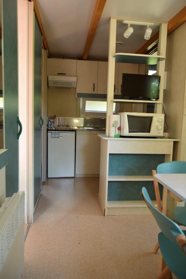 Bungalows, Camping Vega De Francia Sotoserrano Exterior photo