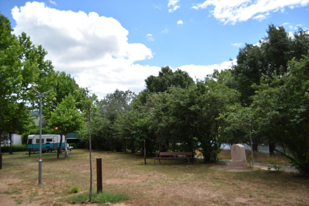 Bungalows, Camping Vega De Francia Sotoserrano Exterior photo