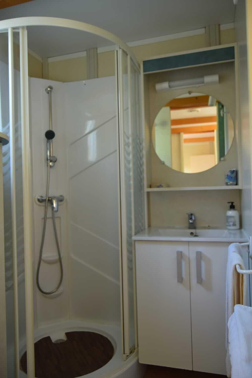 Bungalows, Camping Vega De Francia Sotoserrano Exterior photo