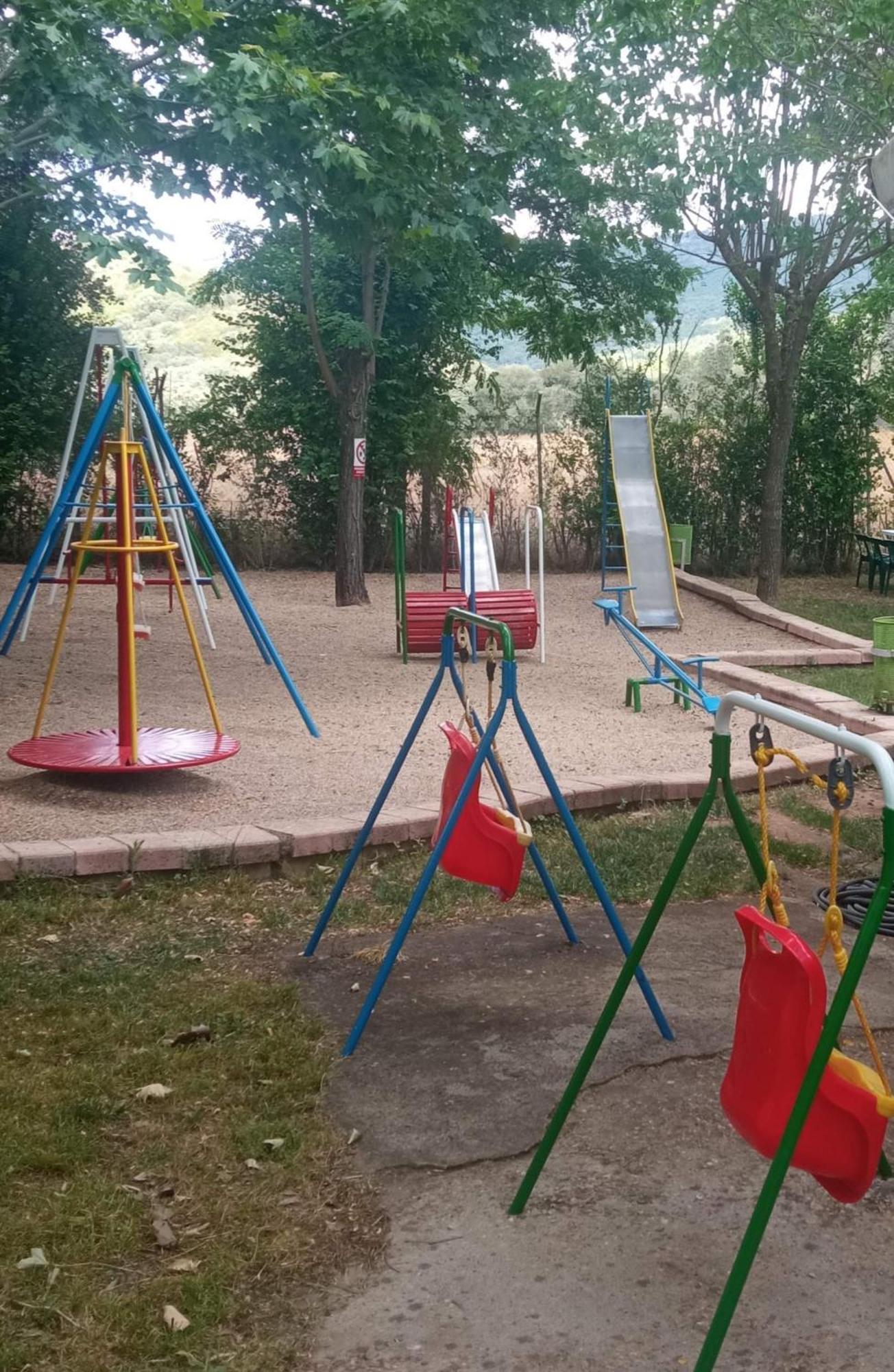 Bungalows, Camping Vega De Francia Sotoserrano Exterior photo